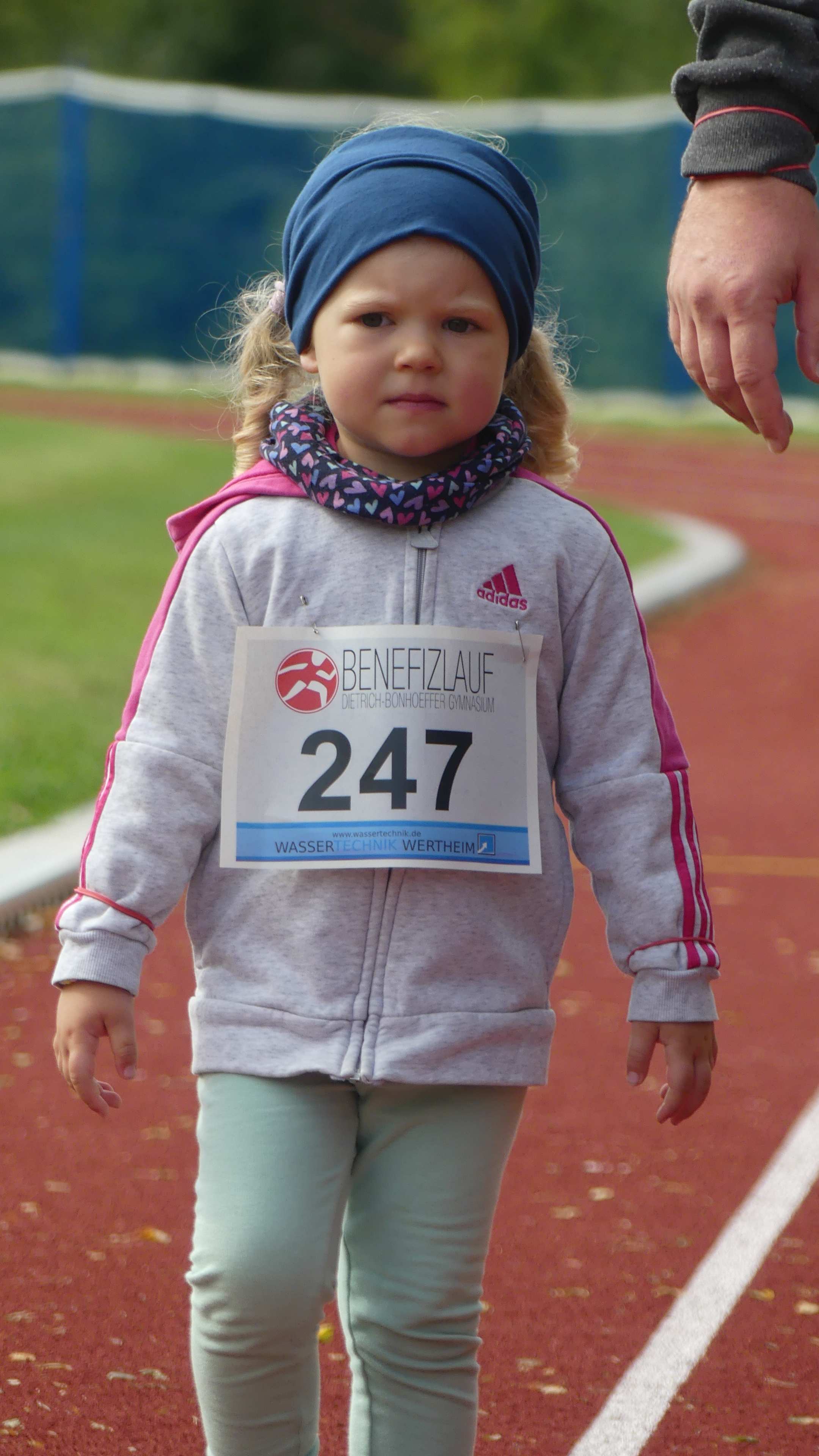 Bild vom 14. Benefizlauf im Jahr 2024. Dies ist das 154. Bild.